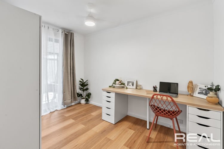 Photo - 22 Manya Crescent, Craigmore SA 5114 - Image 20
