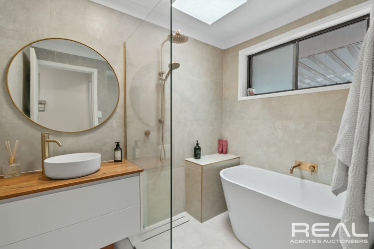 Photo - 22 Manya Crescent, Craigmore SA 5114 - Image 23