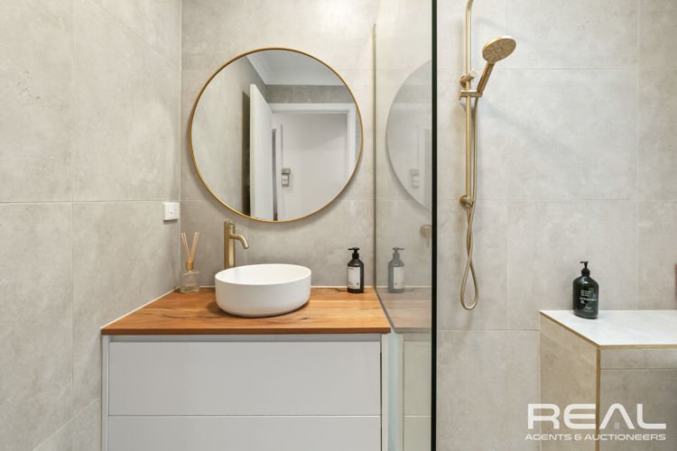 Photo - 22 Manya Crescent, Craigmore SA 5114 - Image 24