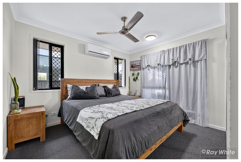 Photo - 22 Marc Crescent, Gracemere QLD 4702 - Image 9
