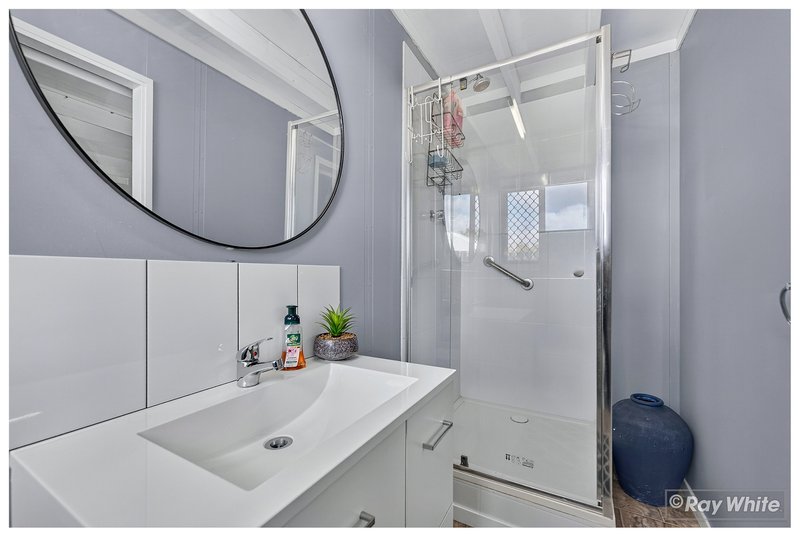 Photo - 22 Marc Crescent, Gracemere QLD 4702 - Image 28