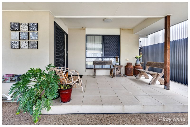 Photo - 22 Marc Crescent, Gracemere QLD 4702 - Image 30