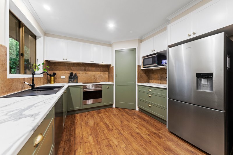 Photo - 22 Maria Crescent, Pakenham VIC 3810 - Image 3