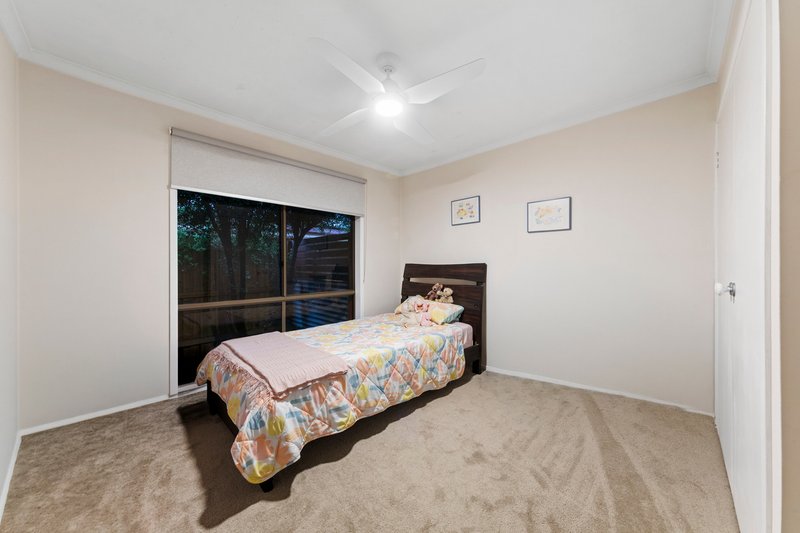 Photo - 22 Maria Crescent, Pakenham VIC 3810 - Image 15