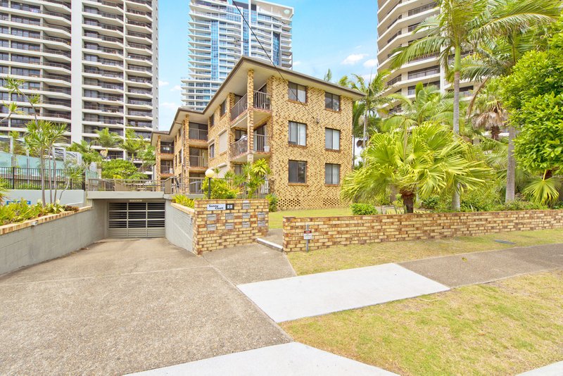 Photo - 22 Markwell Avenue, Surfers Paradise QLD 4217 - Image 2