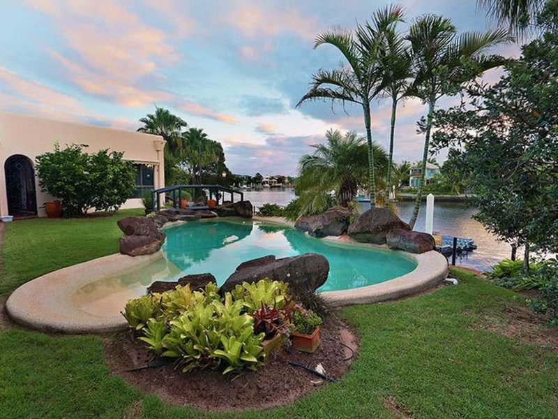 Photo - 22 Marlin Court, Banksia Beach QLD 4507 - Image 2