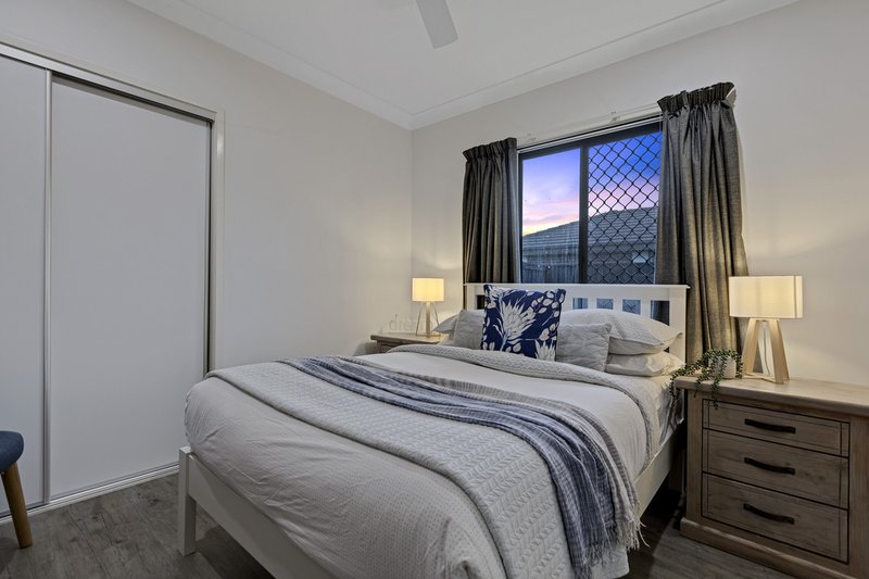 Photo - 22 Maroochy Circuit, Yandina QLD 4561 - Image 11