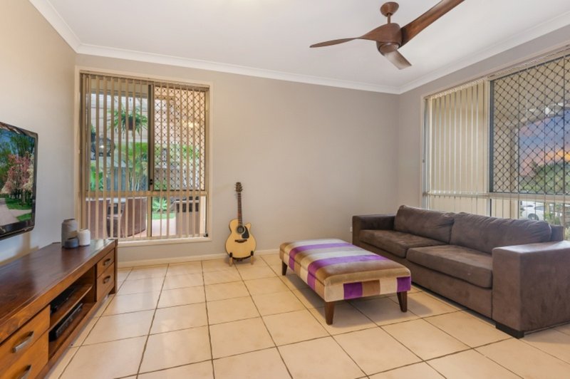 Photo - 22 Marsh Parade, North Lakes QLD 4509 - Image 6