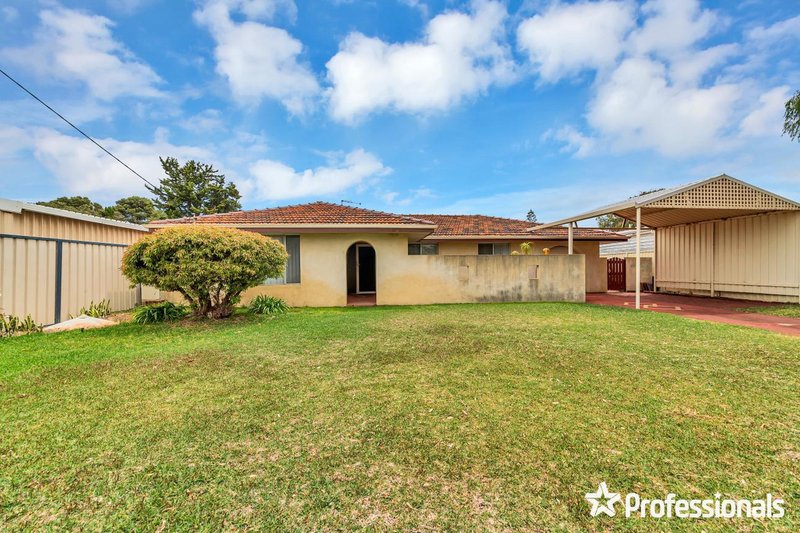 Photo - 22 Martell Street, Warnbro WA 6169 - Image 2