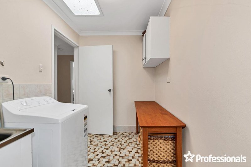 Photo - 22 Martell Street, Warnbro WA 6169 - Image 21