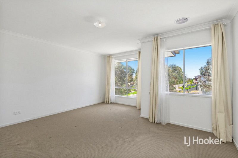 Photo - 22 Marwood Avenue, Truganina VIC 3029 - Image 10