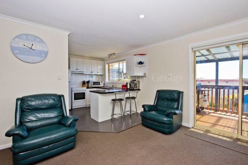 Photo - 2/2 Mary Street, Bridport TAS 7262 - Image 10