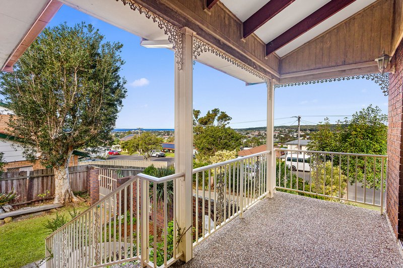 Photo - 22 Matthews Drive, Mount Warrigal NSW 2528 - Image 1