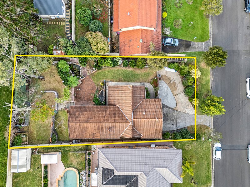 Photo - 22 Matthews Drive, Mount Warrigal NSW 2528 - Image 12