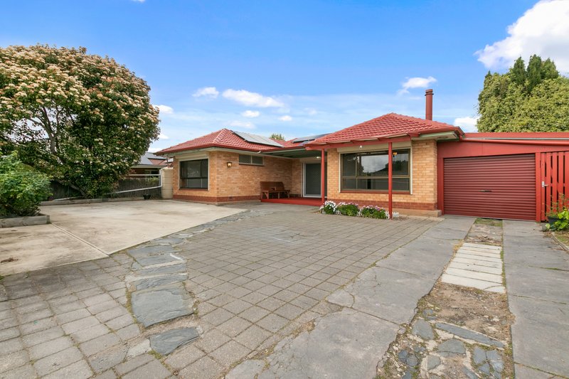 Photo - 22 Maxwell Road, Hackham West SA 5163 - Image 2