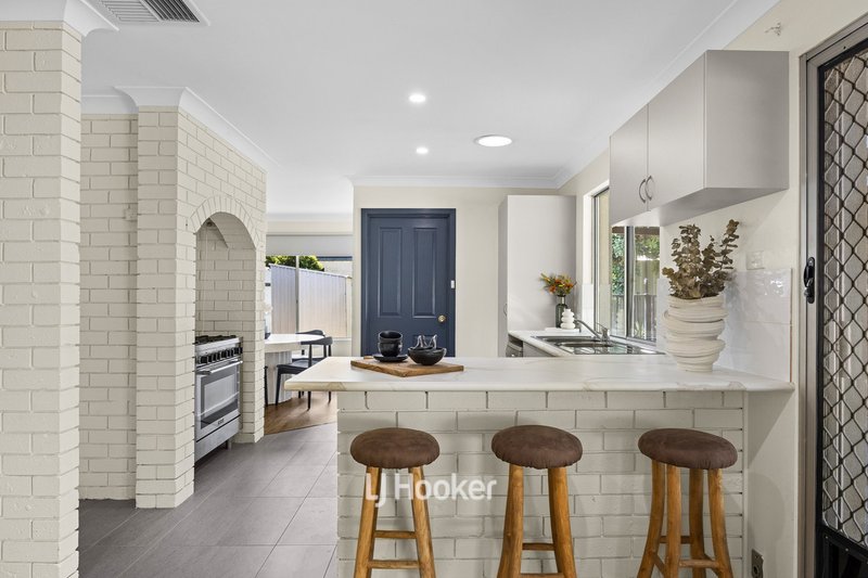 Photo - 22 Mayne Way, Australind WA 6233 - Image 1