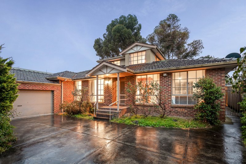 Photo - 2/2 Mccubbin Street, Burwood VIC 3125 - Image 1