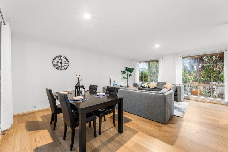 Photo - 2/2 Mccubbin Street, Burwood VIC 3125 - Image 2