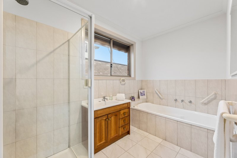 Photo - 2/2 Mccubbin Street, Burwood VIC 3125 - Image 12