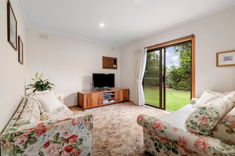 Photo - 22 Mcdonalds Road, Epping VIC 3076 - Image 6