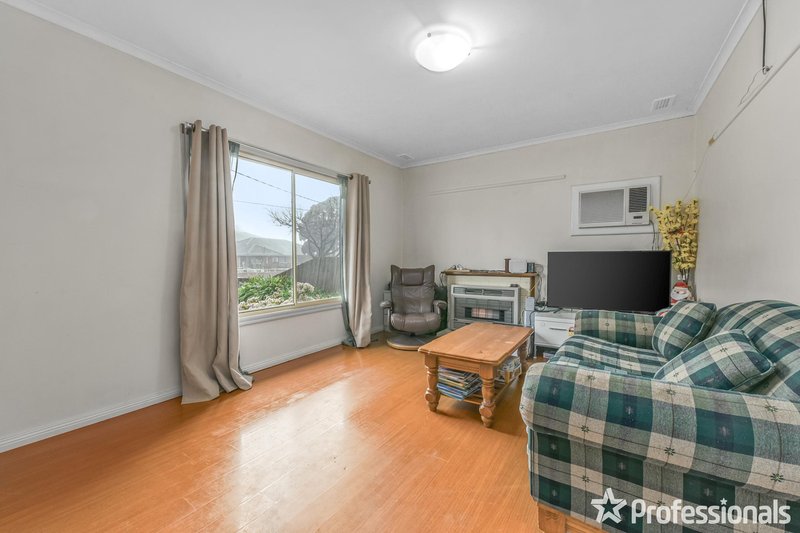 Photo - 22 Mcfees Road, Dandenong North VIC 3175 - Image 2