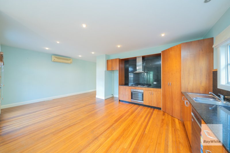 Photo - 22 Mcguire Cres , Williamstown VIC 3016 - Image 4