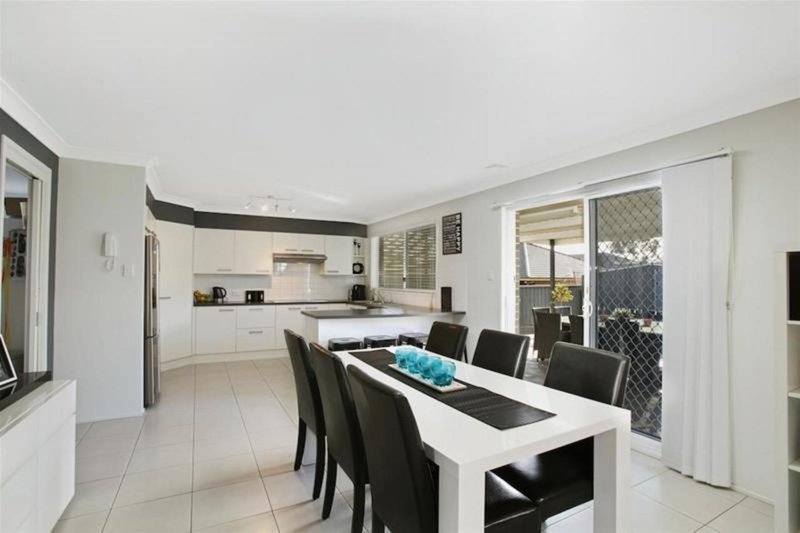 Photo - 22 Mclucas Circuit, Elderslie NSW 2570 - Image 3