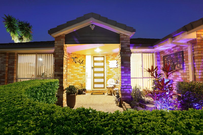 Photo - 22 Mcrae Circuit, Pacific Pines QLD 4211 - Image 10