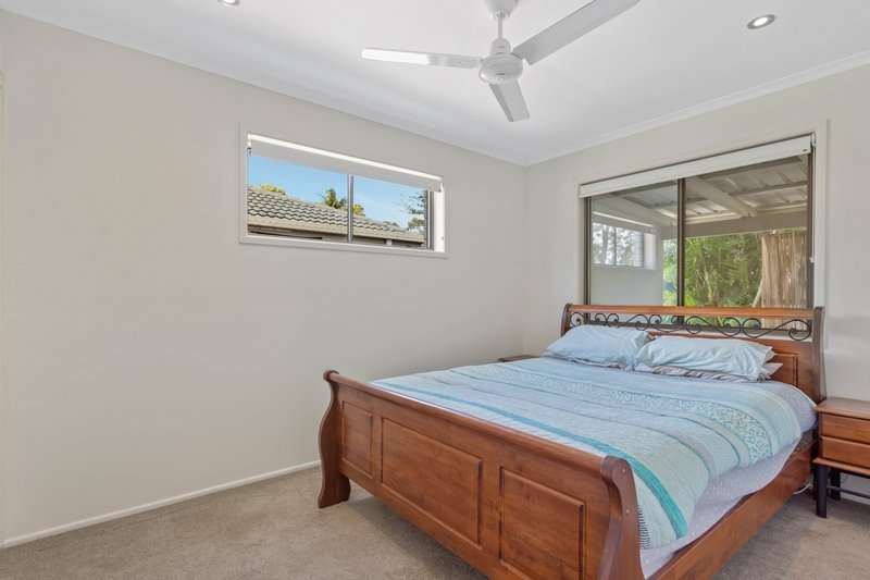 Photo - 22 Mellumview Drive, Beerwah QLD 4519 - Image 8