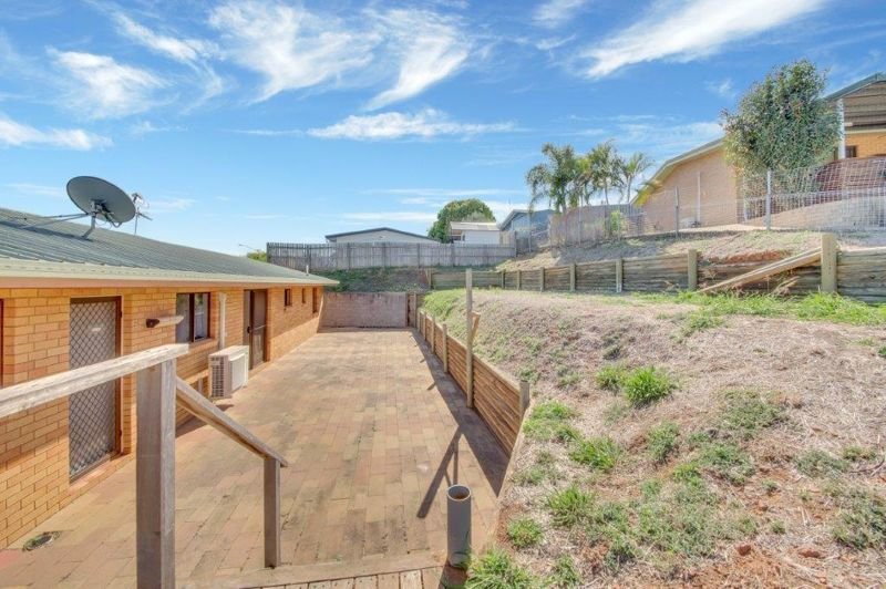 Photo - 22 Mercury Street, Telina QLD 4680 - Image 11