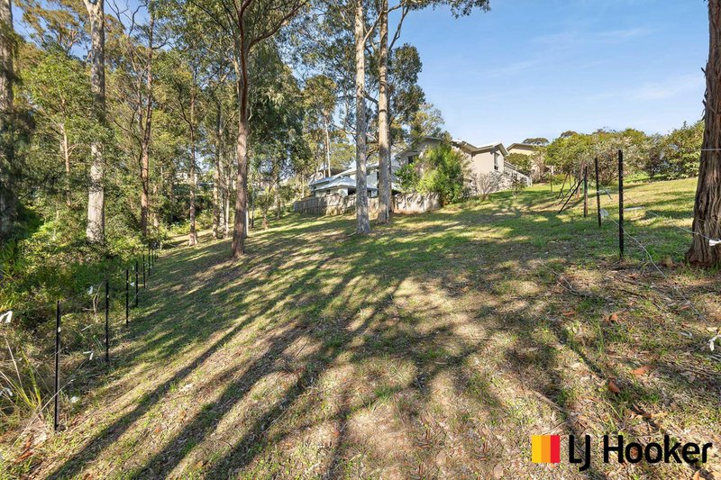 Photo - 22 Merriwee Avenue, Malua Bay NSW 2536 - Image 8