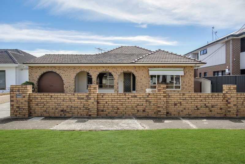 22 Mill Street, Seaton SA 5023