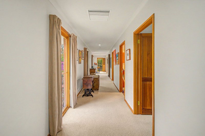Photo - 22 Mintern Crescent, Horsham VIC 3400 - Image 14