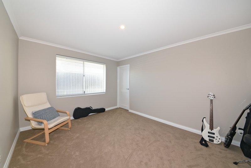 Photo - 22 Mirabilis Avenue, Jindalee WA 6036 - Image 22