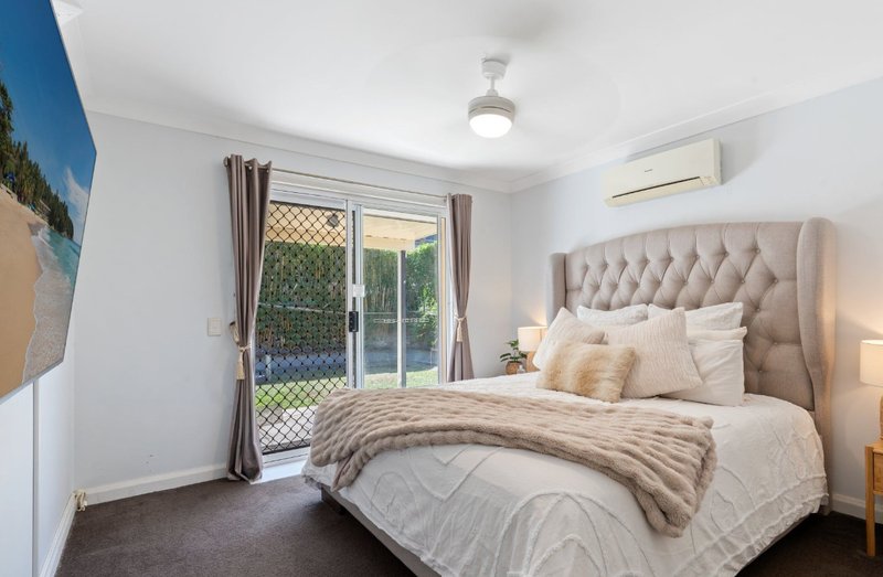 Photo - 22 Mojave Drive, Burleigh Waters QLD 4220 - Image 8