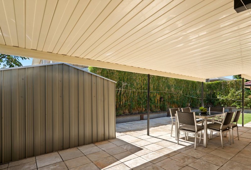 Photo - 22 Mojave Drive, Burleigh Waters QLD 4220 - Image 16
