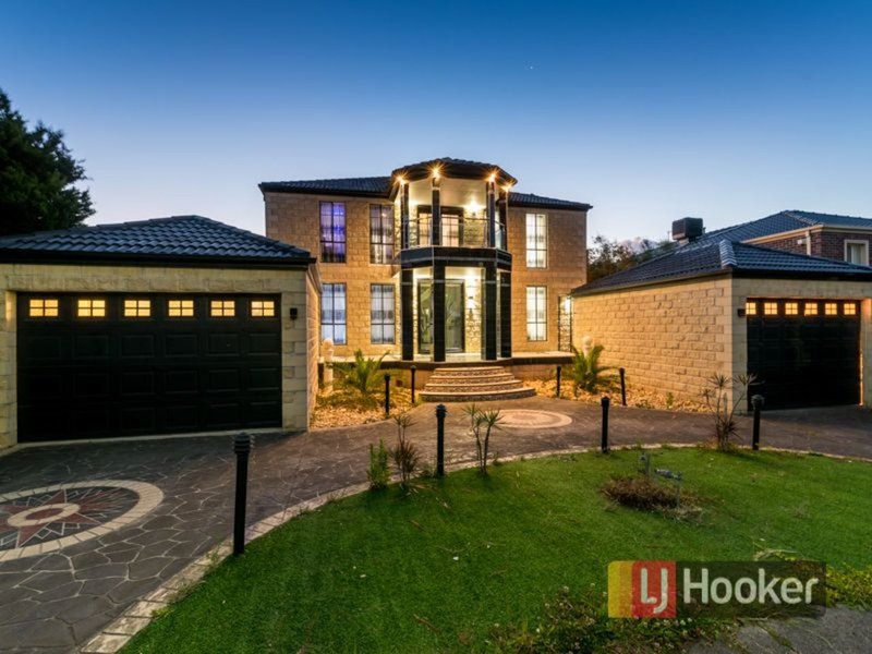 22 Montbrae Circuit, Narre Warren North VIC 3804