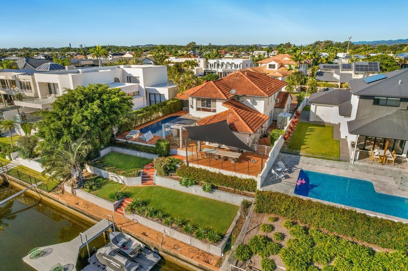 Photo - 22 Montego Court, Mermaid Waters QLD 4218 - Image 2