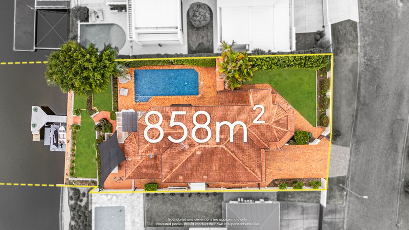 Photo - 22 Montego Court, Mermaid Waters QLD 4218 - Image 15