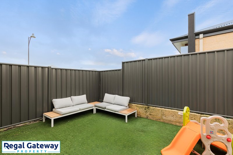 Photo - 22 Mornington Crescent, Wandi WA 6167 - Image 11