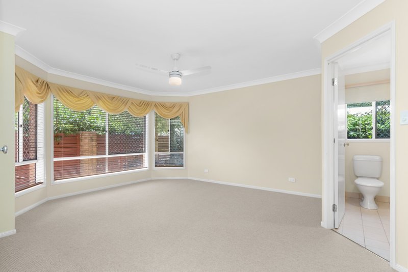 Photo - 22 Morwell Crescent, North Lakes QLD 4509 - Image 8