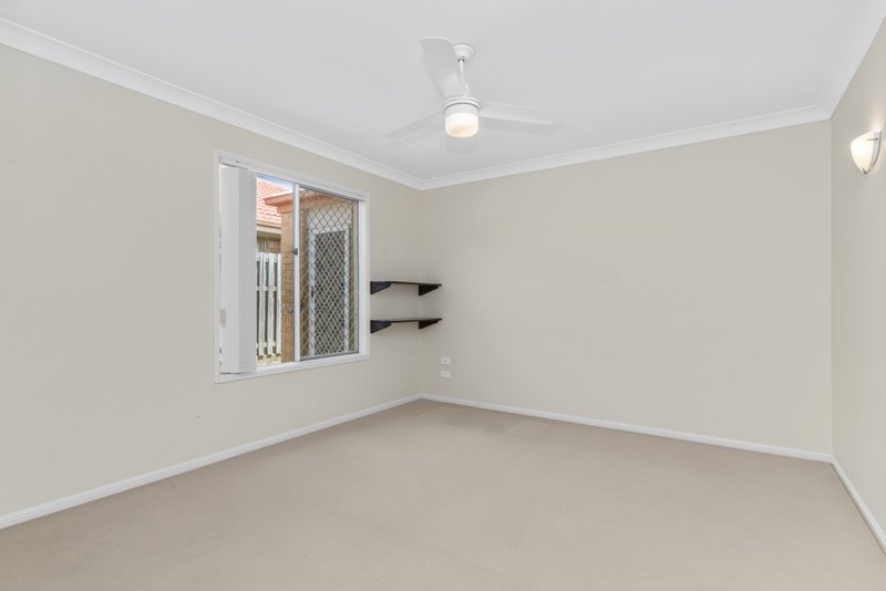 Photo - 22 Morwell Crescent, North Lakes QLD 4509 - Image 11