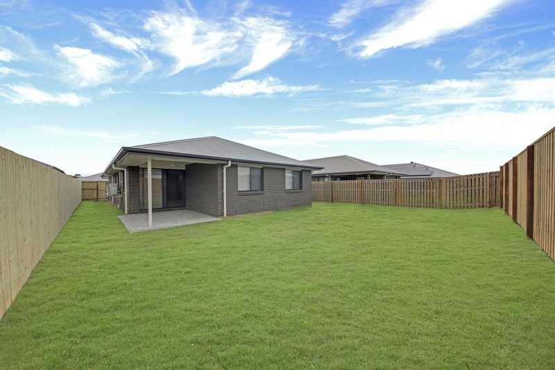 Photo - 22 Mulberry Circuit, Gleneagle QLD 4285 - Image 12