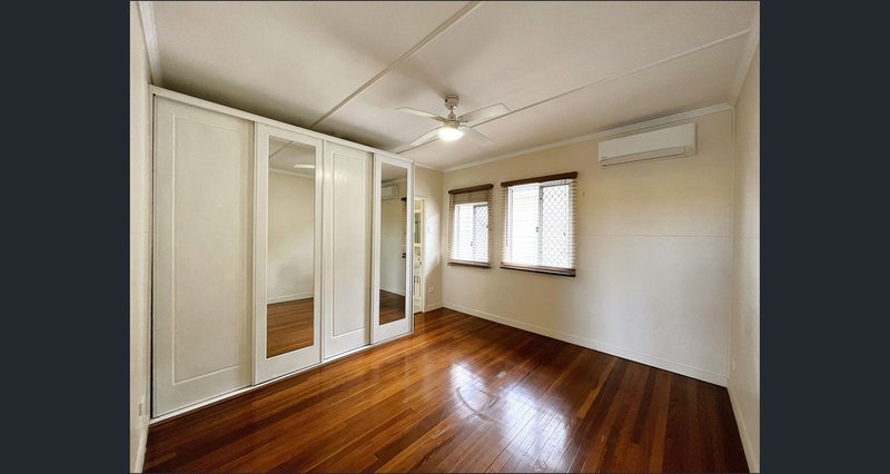 Photo - 22 Muriel Avenue, Moorooka QLD 4105 - Image 5