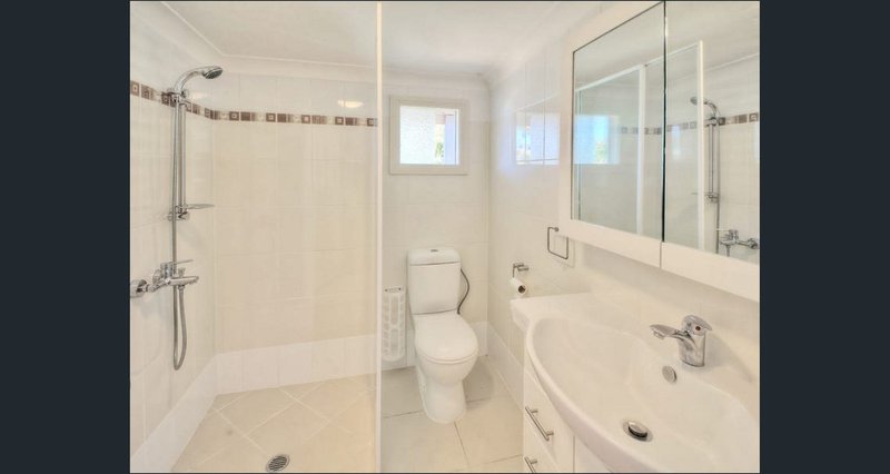 Photo - 22 Muriel Avenue, Moorooka QLD 4105 - Image 6