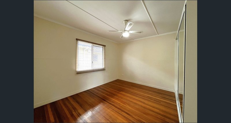 Photo - 22 Muriel Avenue, Moorooka QLD 4105 - Image 9