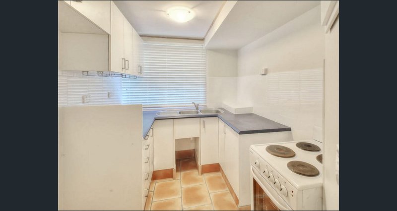 Photo - 22 Muriel Avenue, Moorooka QLD 4105 - Image 11