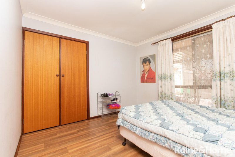 Photo - 22 Murray Drive, Withers WA 6230 - Image 11