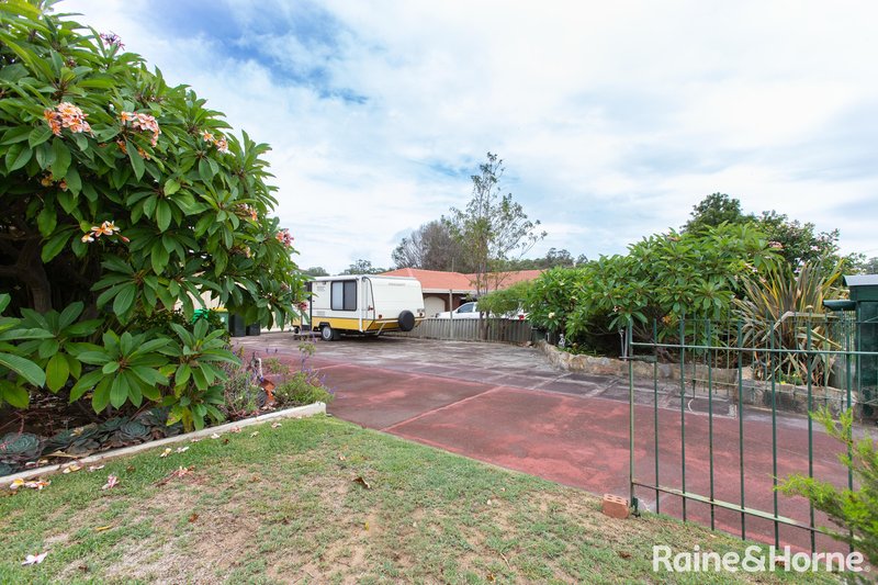 Photo - 22 Murray Drive, Withers WA 6230 - Image 16