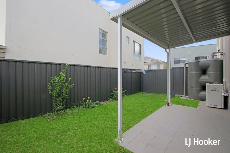 Photo - 22 Myrica Avenue, Riverstone NSW 2765 - Image 11